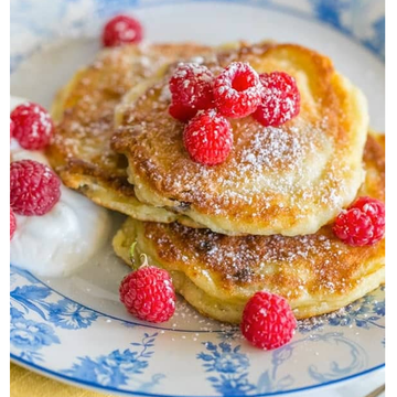 Homemade Syrniki with Raisins, 6 pcs image